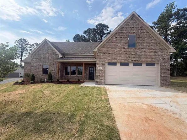 2115 Sable Oaks Cir, Bryant, AR 72022