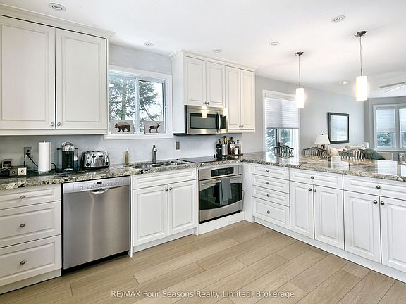 5th image of 104 Lauries Ct