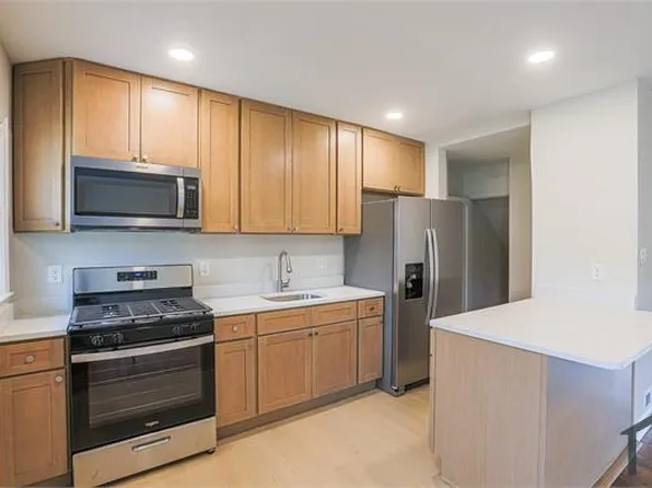 1500 Pentwood Rd, Baltimore, MD 21239