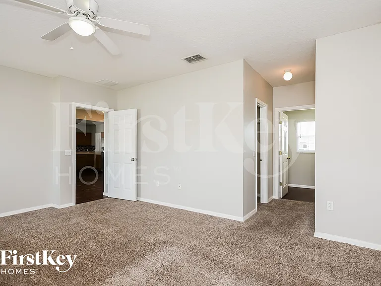 958 Cumberland Dr — Photo 10