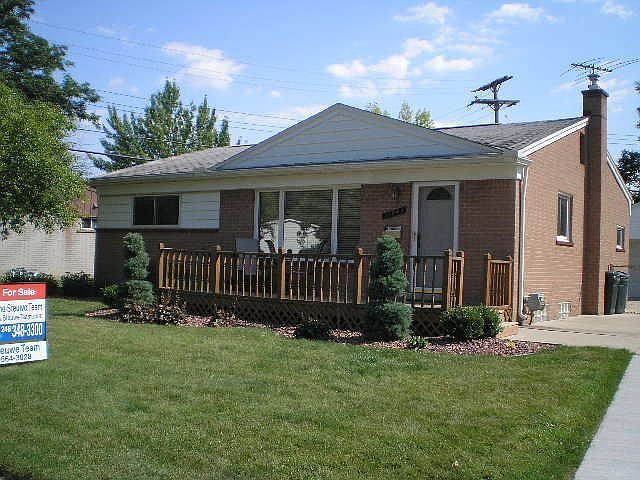 1st image of 31943 Anita Dr