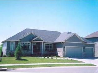 1568 Redwood Ln SW, Rochester, MN 55902