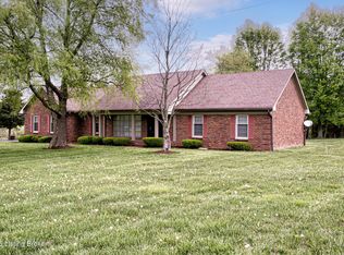 4401 Greenhaven Ln, Goshen, KY 40026