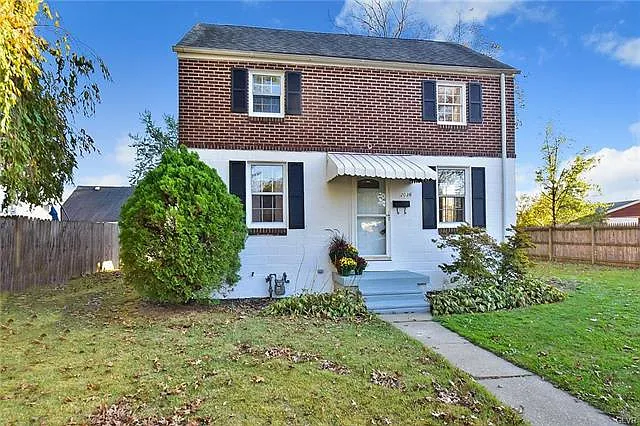 2036 E Highland St photo 1