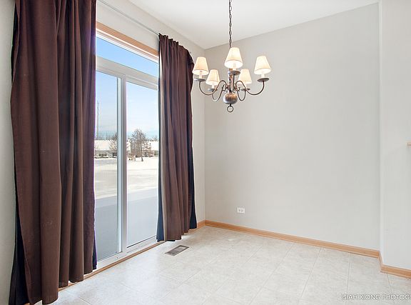 5th image of 1428 Reserve Ln #318-3
