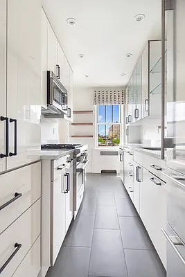 Sold by Brown Harris Stevens | media 15