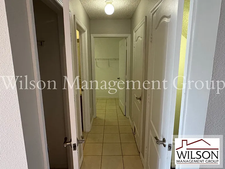 4944 Waterside Pointe Cir — Photo 9