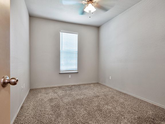 5th image of 2109 10th St