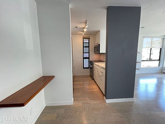 5th image of 455 Vallejo St APT 208