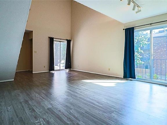 4th image of 9618 Perry Ln APT A