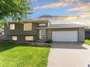 4305 W Panda Dr, Sioux Falls, SD 57107