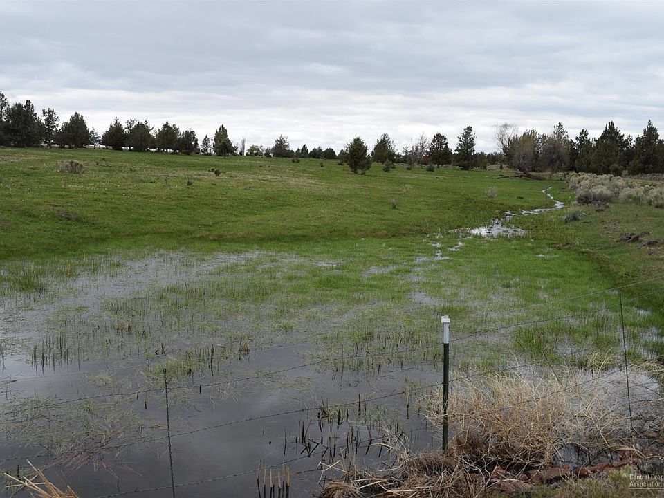 2nd image of 10792 SW Green Dr