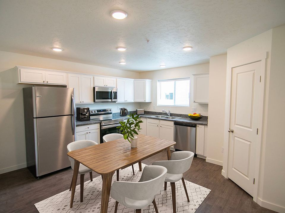 3Story Payton Model Townhomes in Entrata Farms of Meridian