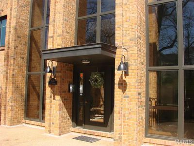 1030 N Harrison Ave APT 405, Saint Louis, MO, 63122