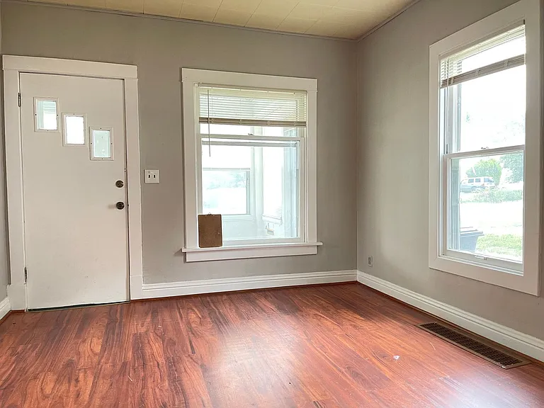 6241 Decatur St — Photo 6