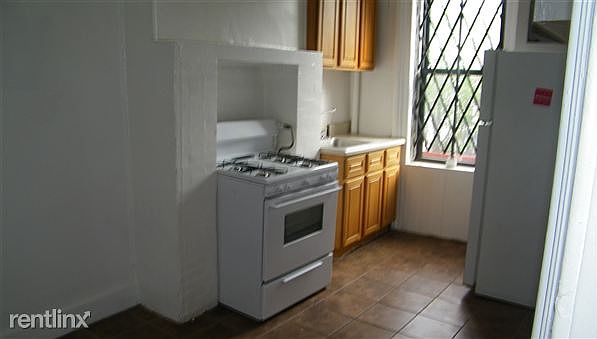 590 Grand 007