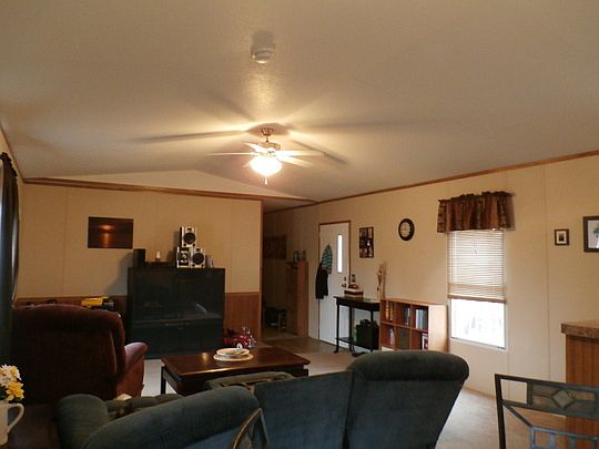 2nd image of 1691 County Road 278