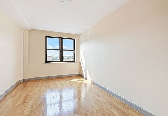 3rd image of 599 4th Ave APT 4A