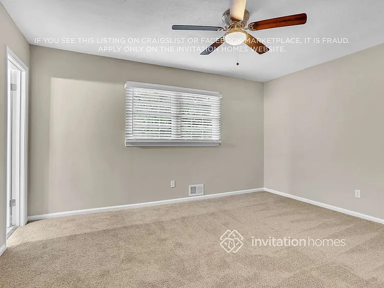 4891 Lehigh Dr — Photo 14