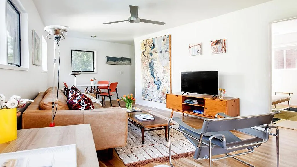 1 bed, 600 sqft, $3,000 — Photo 2
