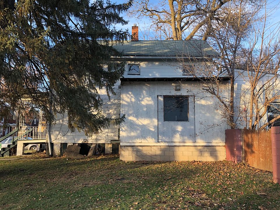 2nd image of 149 Lincoln St