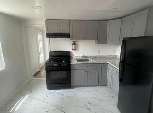 2411 Wayne Ave, Camden, NJ 08105