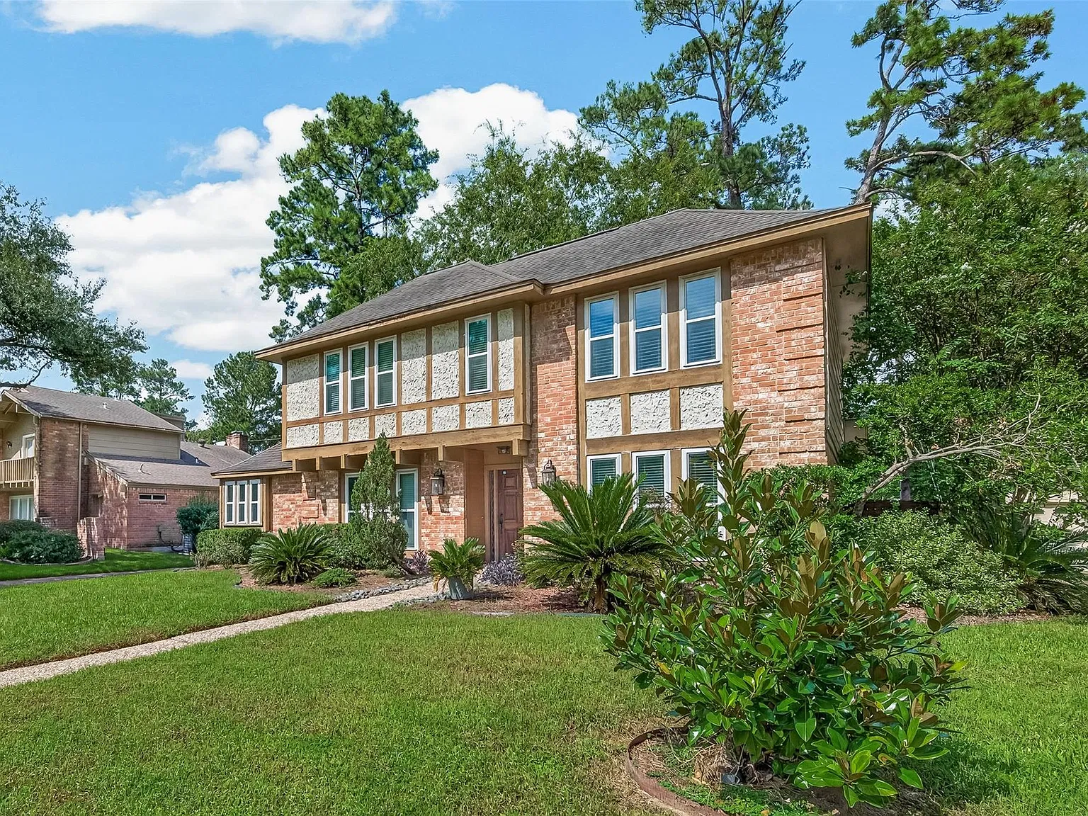 4 bed, 2.5 bath, 2661 sqft, $2,175 — Photo 4