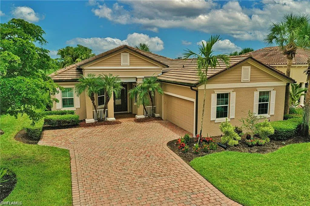 3 bed, 3.0 bath, 1842 sqft, $7,000 — Photo 1