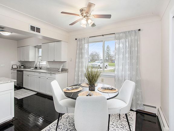4th image of 4243 Waterview Dr