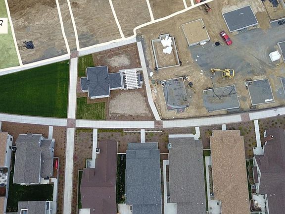 4th image of Cottage Ln