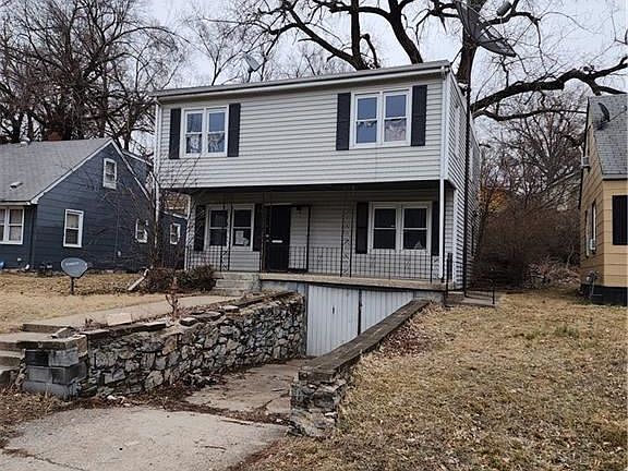 3rd image of 3415 Norton Ave