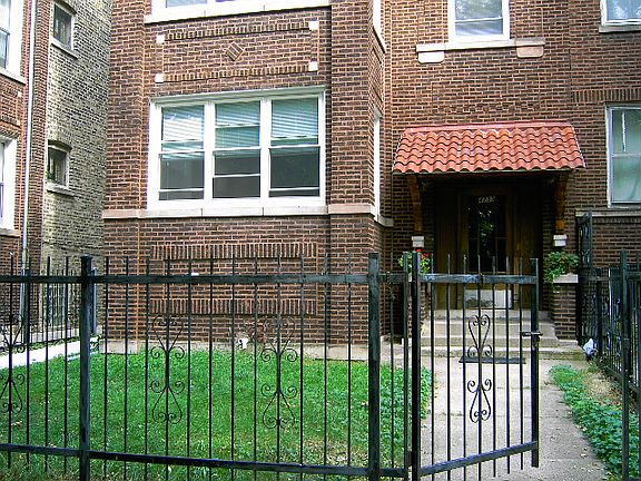 2nd image of 4745 N Washtenaw Ave #1