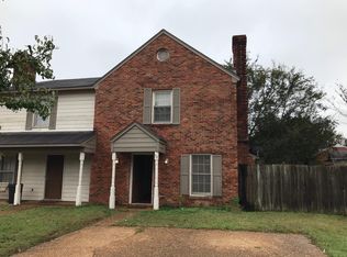 32 Meadowoods Pl, Jackson, MS 39211
