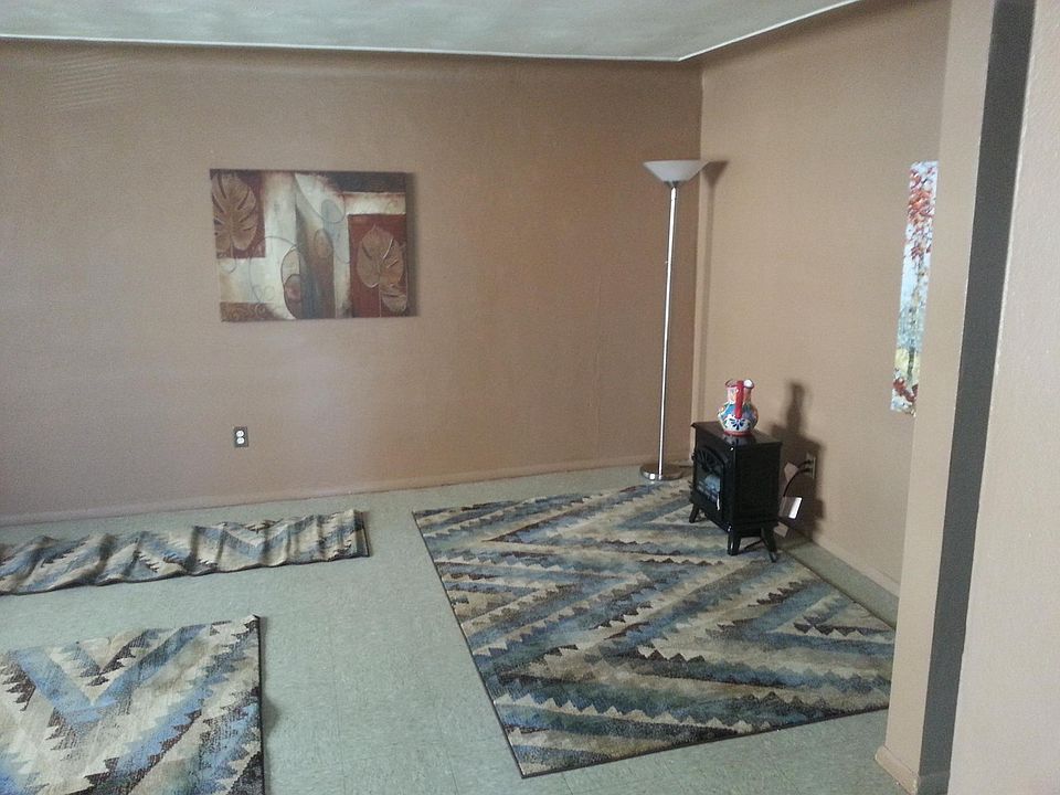 Front/living room