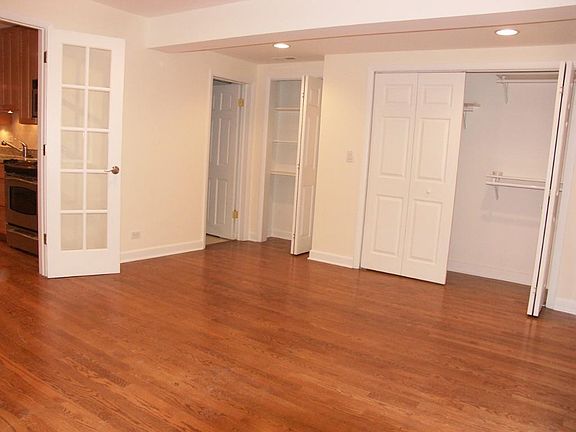 5th image of 1005 N La Salle Dr #1JM