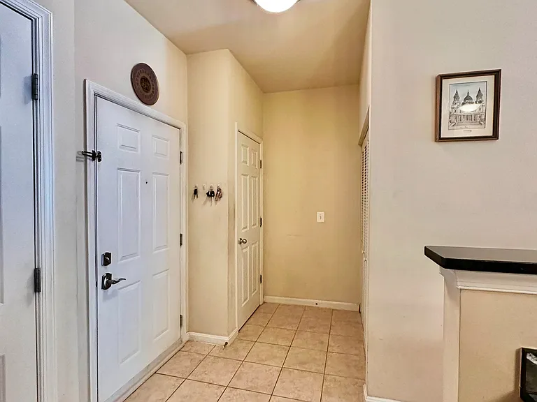 2465 Army Navy Dr #101 — Photo 6