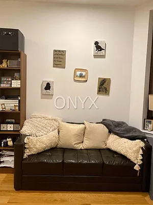 Rented by Onyx Group of New York | media 14