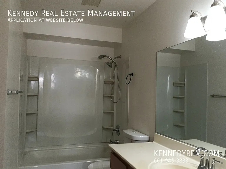 1645 Cactus Dr #B — Photo 11