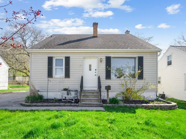 1578 Cass St, Green Bay, WI 54302