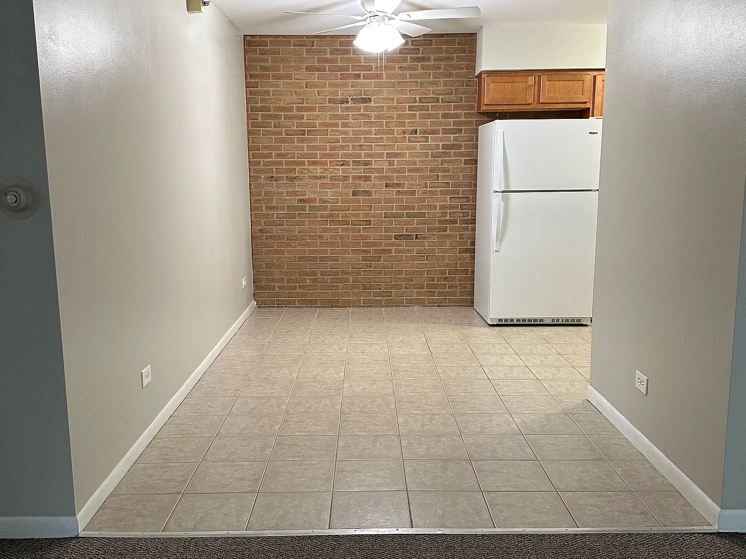 2 bed, 1000 sqft, $1,740 — Photo 3