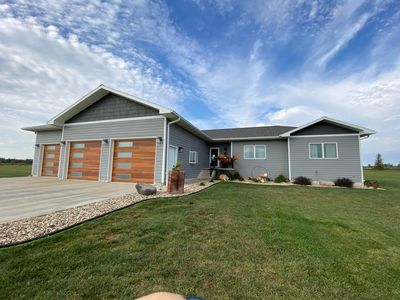 25665 Kibbee Ct, Mitchell, SD, 57301