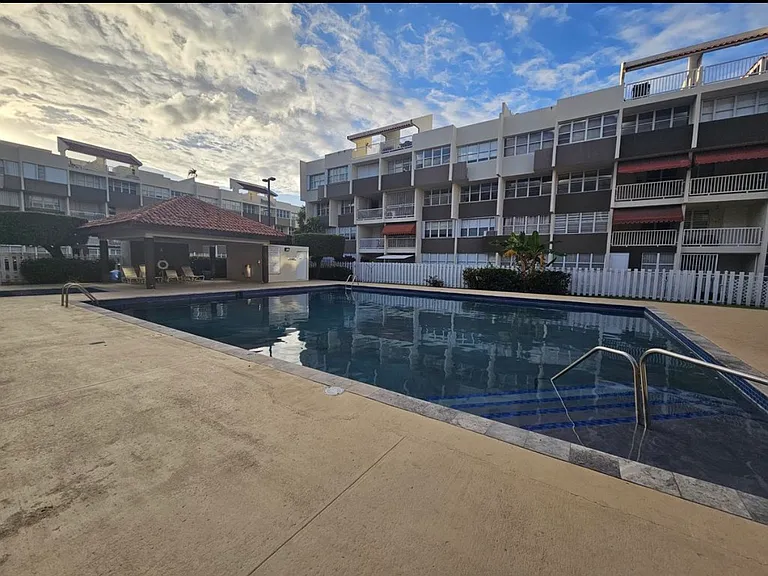 151 Plaza Antillana Calle Cesar Gonzalez — Photo 2