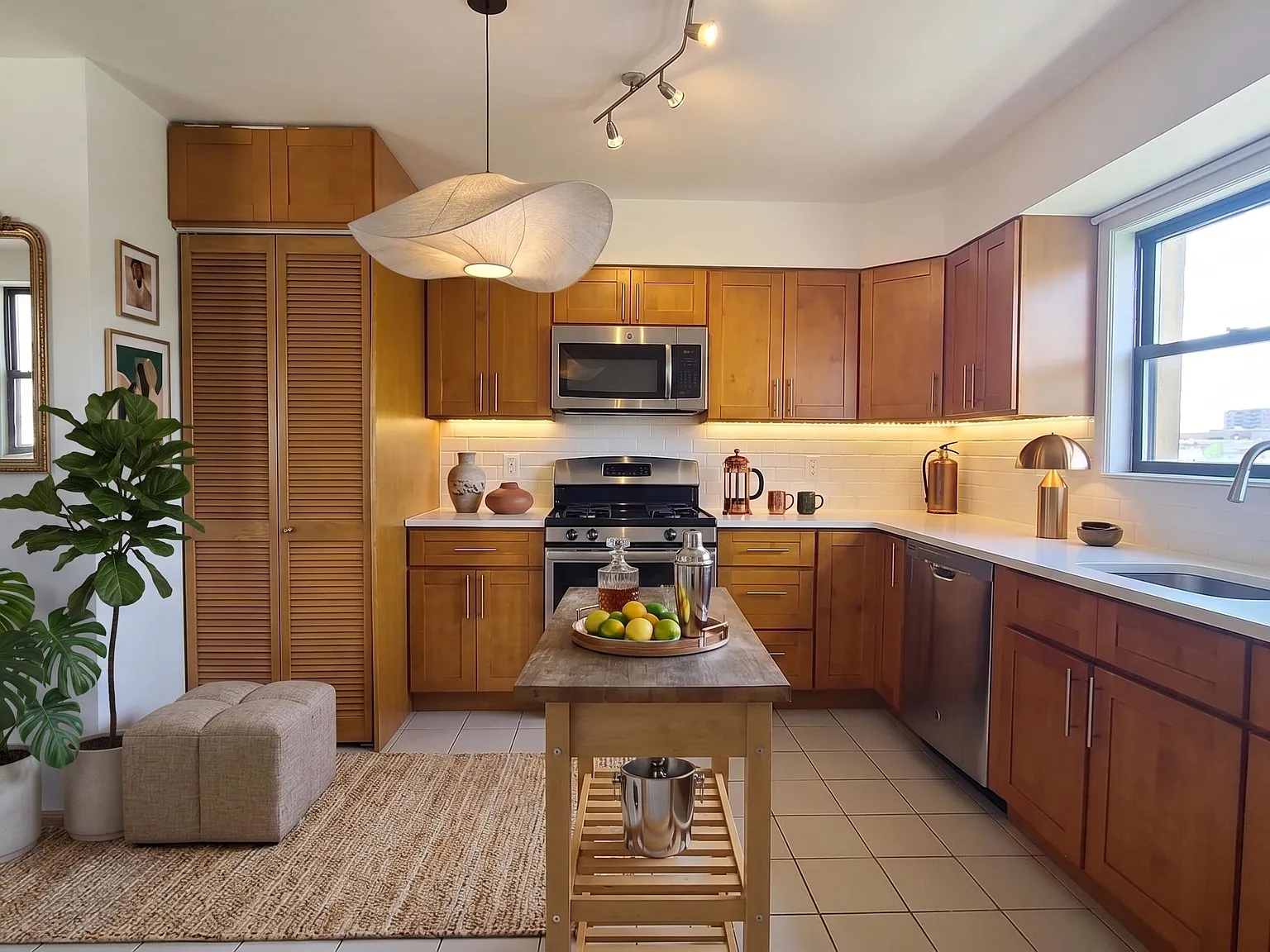 Park Prestige Condominium — Photo 1