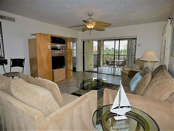 5th image of 921 S Collier Blvd Unit 403