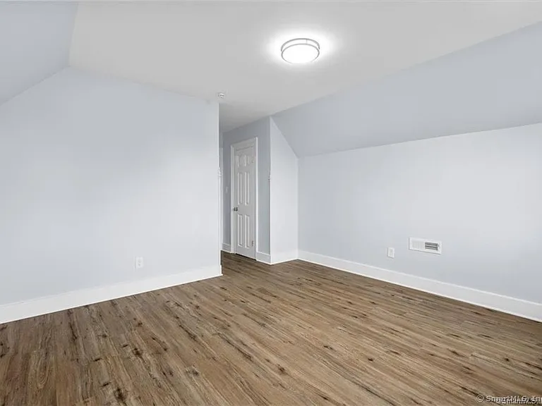 55 Admiral St #2 — Photo 27