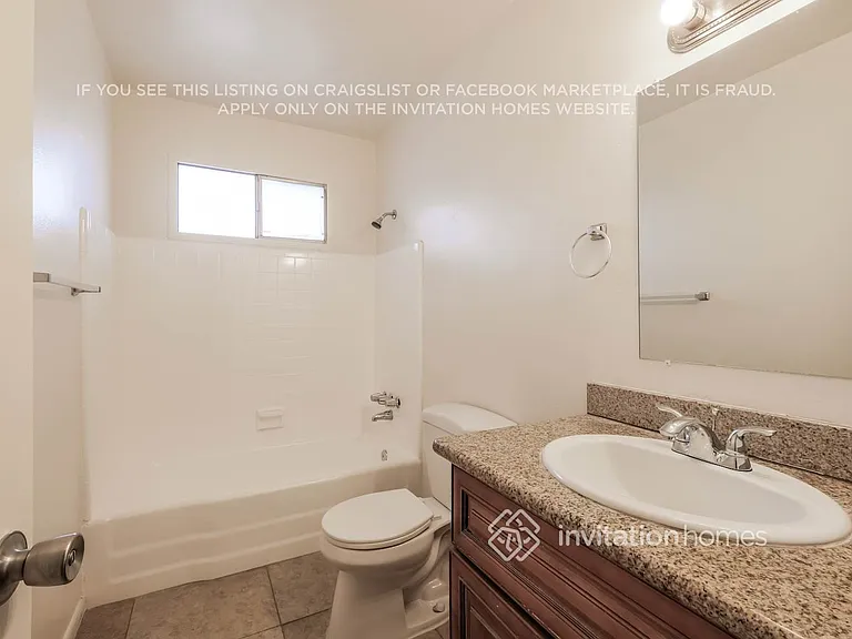 823 W 17th Pl — Photo 15