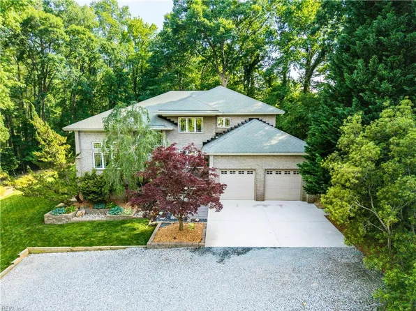 1301 Hawaiian Dr, Virginia Beach, VA 23454