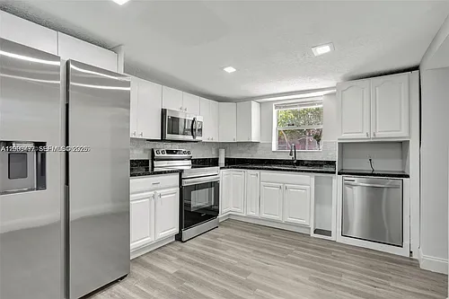 2701 NW 18th Ter #A Photo 1
