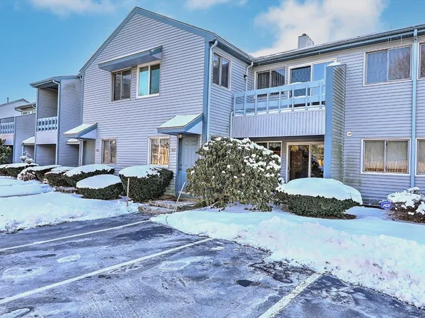 511 Child St APT 102, Warren, RI 02885