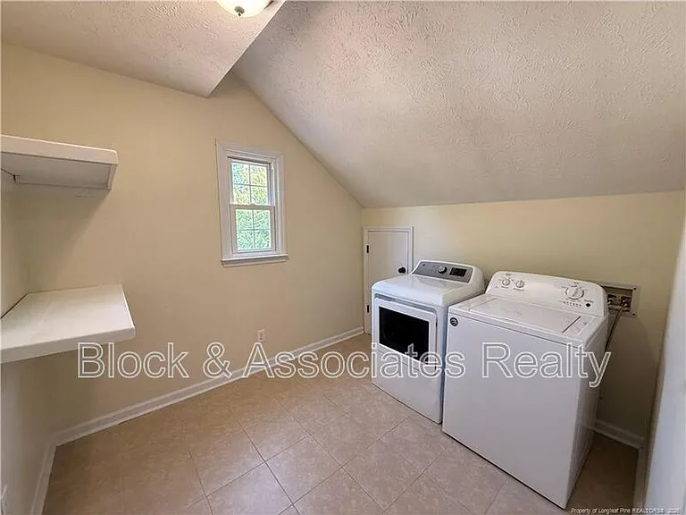 3460 McChoen Dr — Photo 14
